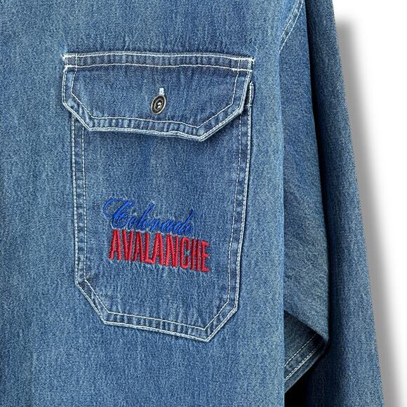 Her Edge NHL Colorado Avalanche Hockey Denim Button Front Shirt Size XL Denim - Picture 2 of 4